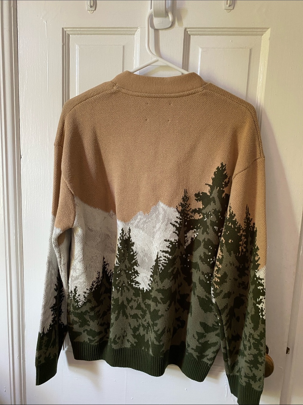 Roots Tan, Green and White Forest Scenic Cardigan Sweater - Picture 3 of 3